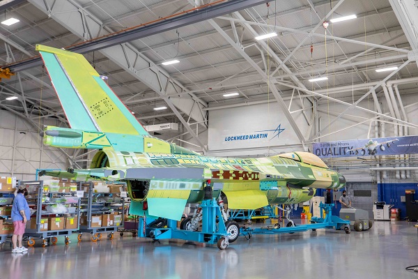 Foto - Dünyada bir başka örneği yok! İşte F-16 savaş uçaklarının üretildiği tek tesis 