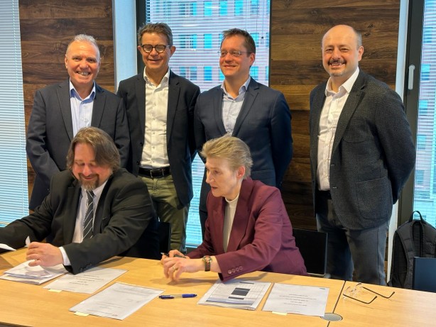 Foto - Dünyada bir ilk! Havalimanı transferinde sürücüsüz toplu ulaşım! İlklerin markası!