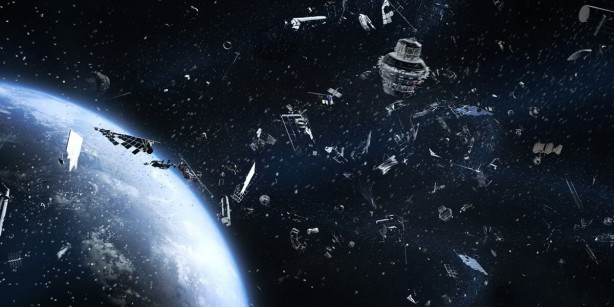 Foto - Dünyada bir ilk: Uzaya çöp bıraktıkları için ceza kesildi!