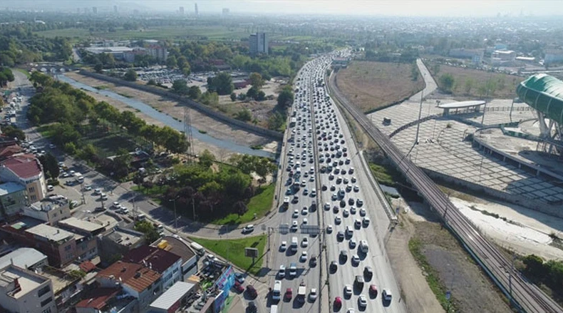 Foto - Dünyada trafikte en fazla zaman geçirilen şehirler açıklandı! Maalesef 1. olduk