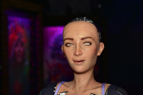 Foto - Dünyada vatandaşlığa kabul edilen ilk robot Antalya'da