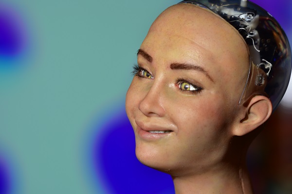 Foto - Dünyada vatandaşlığa kabul edilen ilk robot Antalya'da