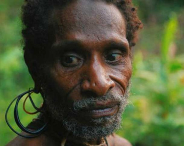 Foto - Dünya'da yaşayan son yamyam kabilesi görüntülendi