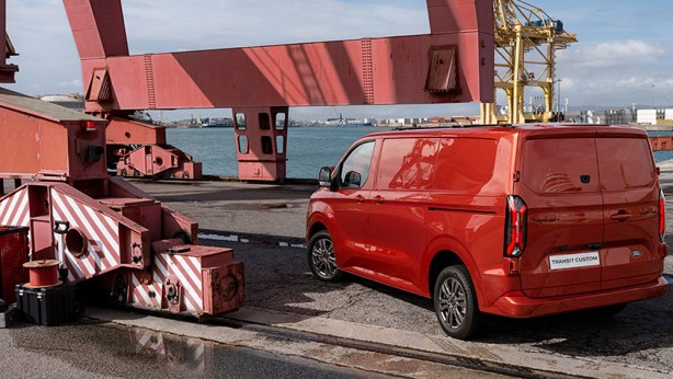 Foto - Dünyadaki tek üretim merkezi Türkiye’de olan o model "2024 Uluslararası Yılın Ticari Aracı" seçildi