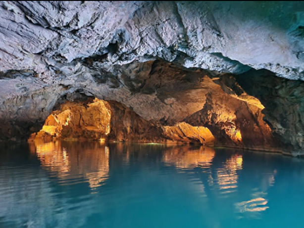 Foto - Dünyanın 3’üncü, Türkiye’nin ise en büyüğü! Altınbeşik Mağarası ziyaretçi rekoru kırdı