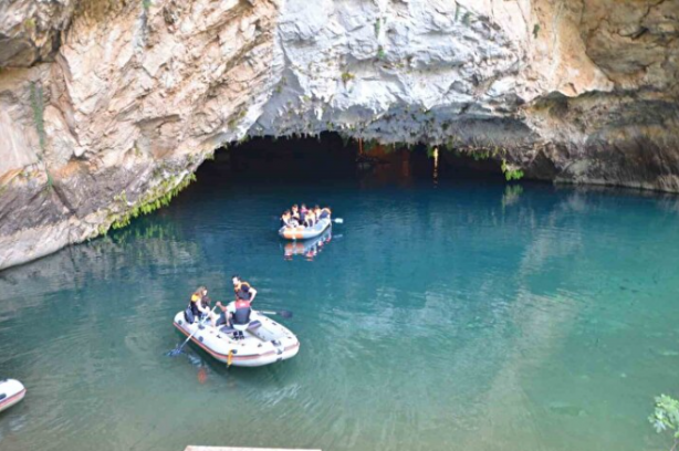Foto - Dünyanın 3’üncü, Türkiye’nin ise en büyüğü! Altınbeşik Mağarası ziyaretçi rekoru kırdı