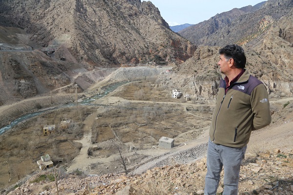 Foto - Dünyanın beşinci en yüksek barajı! O köy 8 ay sonra yeniden ortaya çıktı