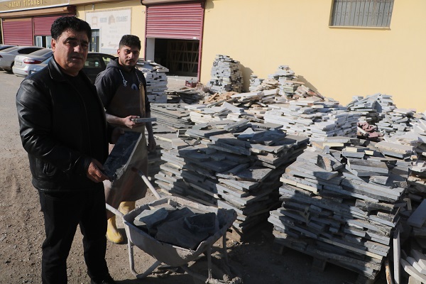 Foto - Dünyanın dört bir yanına satıyor! 20 bin taş kullanıyor tanesini 600 dolardan satıyor