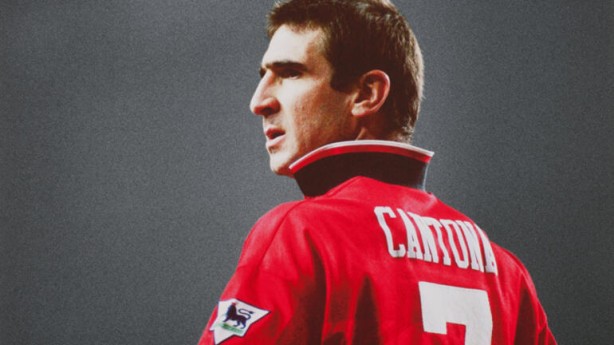 Foto - Dünyanın en hırçın futbolcuları! Tribünlere uçan tekme...