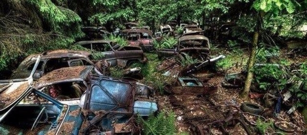 Foto - Dünyanın en büyük araba mezarlığı! Hikayesi çok ilginç!