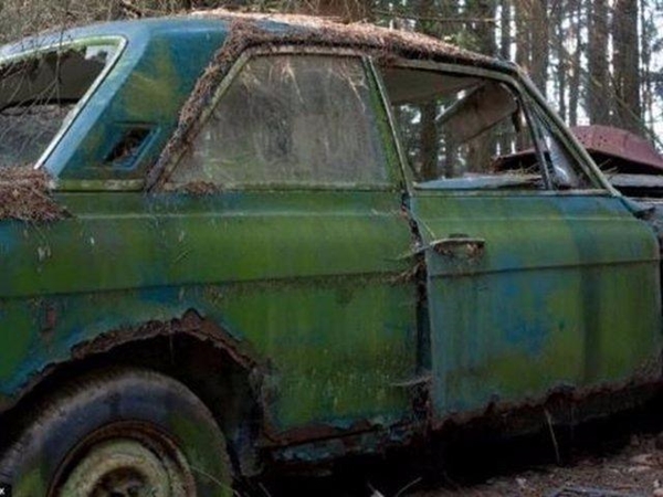 Foto - Dünyanın en büyük araba mezarlığı! Hikayesi çok ilginç!