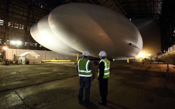 Foto - Dünyanın en büyük hava aracı test uçuşu için gün sayıyor
