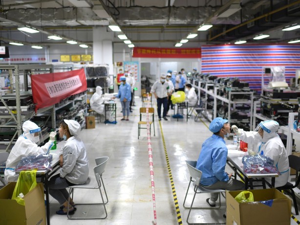 Foto - Dünyanın en büyük iPhone üretim üssü! 300 bin kişi karantinaya alındı