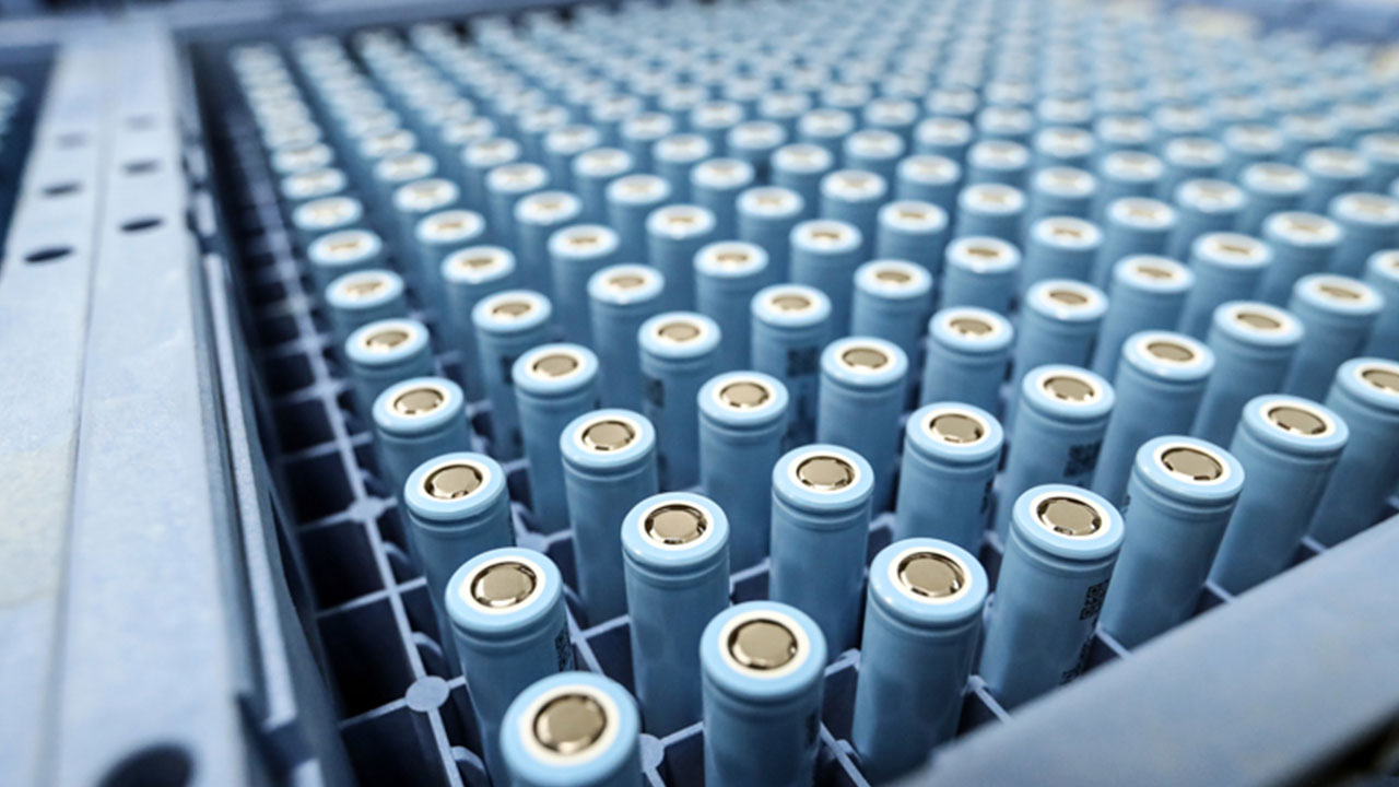 Foto - Dünyanın en büyük rezervi keşfedildi! Çorak araziden fışkırmaya başladı, tamı tamına 40 milyon ton