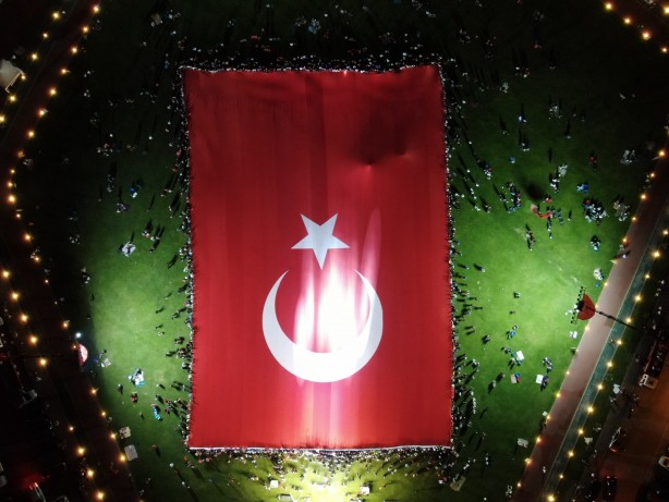 Foto - Dünyanın en büyük Türk Bayrağı 15 Temmuz’da açıldı