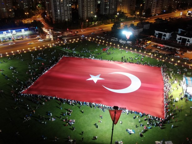 Foto - Dünyanın en büyük Türk Bayrağı 15 Temmuz’da açıldı