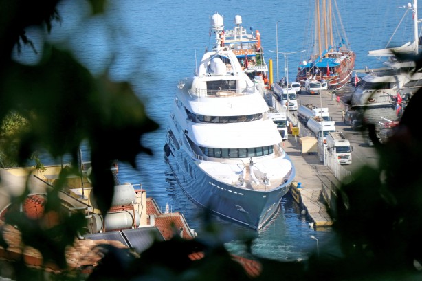 Foto - Dünyanın en büyükleri arasında! Titan Fethiye'ye geldi