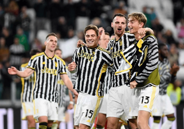 Foto - Dünyanın en çok kazanan takımları açıklandı! Dudak uçuklatan gelirler: Dünya devi zirvede...