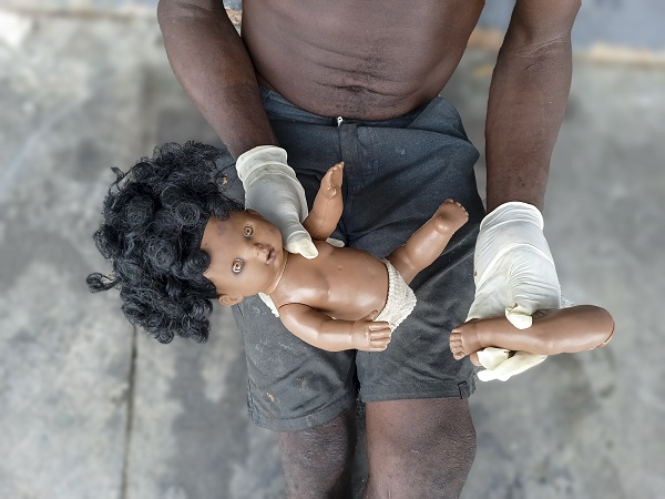 Foto - Dünyanın en garip mesleği! Her yerden bebek topluyorlar