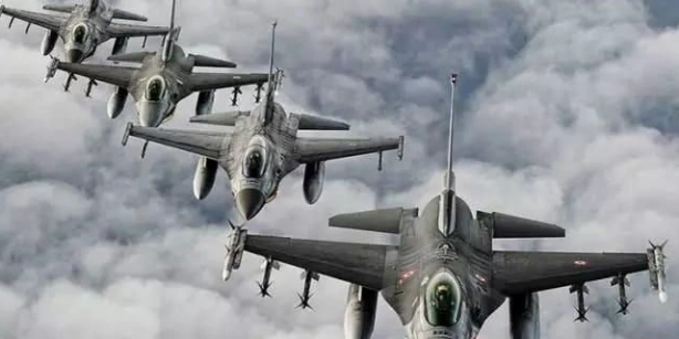 Foto - Dünyanın en güçlü hava kuvvetleri açıklandı! Bakın Türkiye kaçıncı sırada...