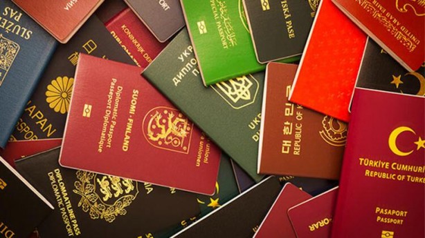 Foto - Dünyanın en güçlü pasaportları belli oldu! Zirve herkesi şaşırttı, işte Türkiye'nin sıralamadaki yeri