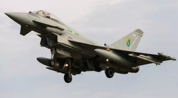 Foto - Dünyanın en iyi 11 savaş uçağı açıklandı! Kaan için tepki yağdı