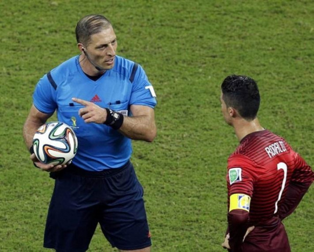 Foto - Dünyanın en iyi hakemleri açıklandı! 