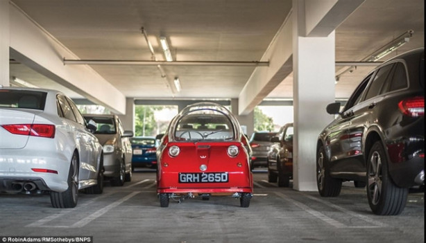 Foto - Dünyanın en minik otomobili