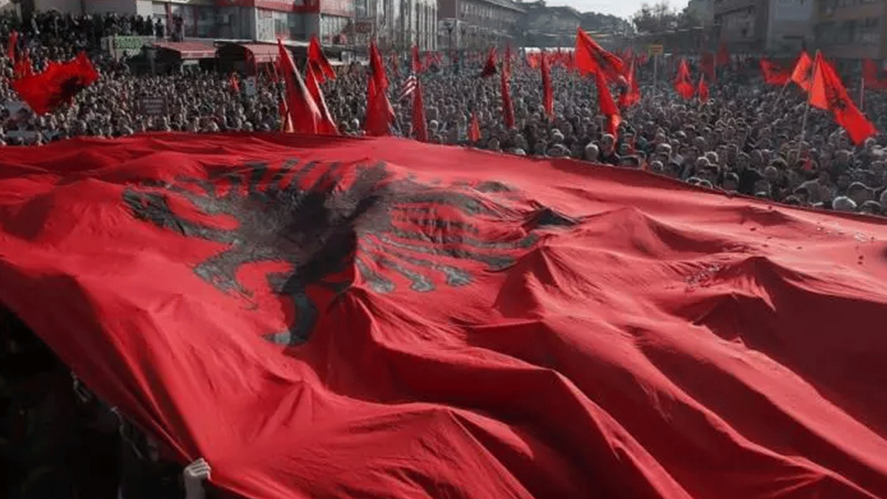 Foto - Dünyanın en pahalı benzinini kullanan ülke hangisi? İşte sorunun cevabı!