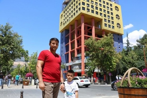 Foto - 'Dünyanın en saçma binası' ilan edilen yapı için karar verildi
