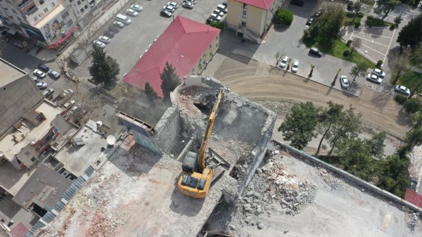 Foto - "Dünyanın en saçma binası"nın yıkımı 2 aya tamamlanacak!