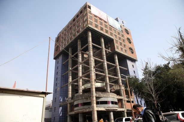 Foto - "Dünyanın en saçma binası"nın yıkımı 2 aya tamamlanacak!