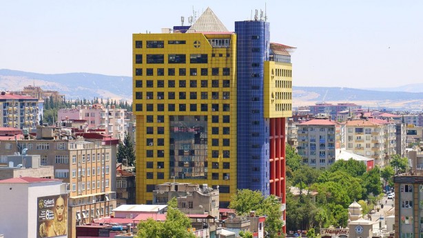 Foto - "Dünyanın en saçma binası"nın yıkımı 2 aya tamamlanacak!