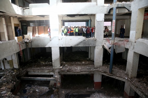 Foto - "Dünyanın en saçma binası"nın yıkımı 2 aya tamamlanacak!