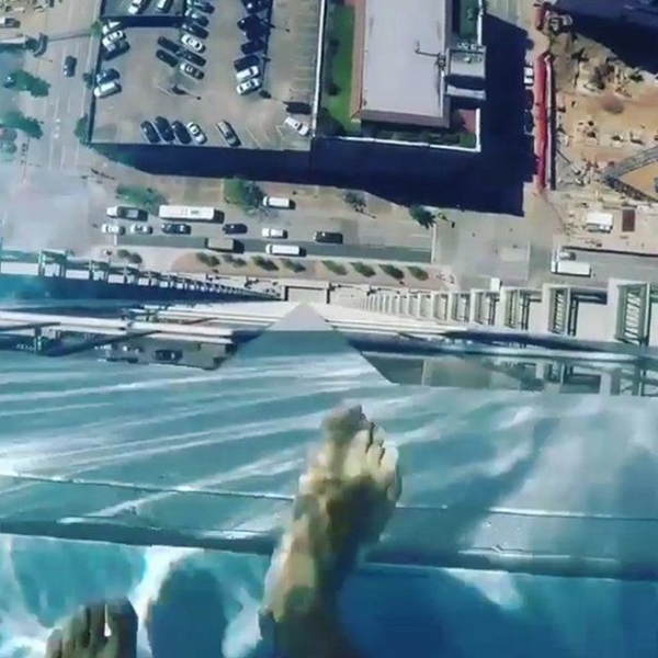 Foto - Dünyanın en sıra dışı havuzları