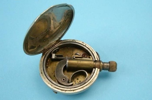 Foto - Dünyanın en sıra dışı silahları