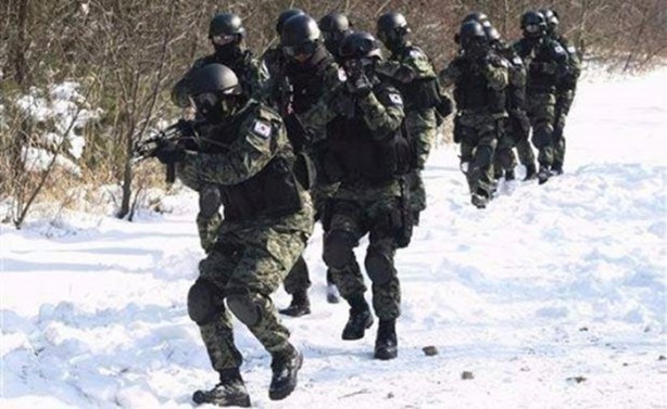 Foto - Dünyanın en tehlikeli askeri timleri!