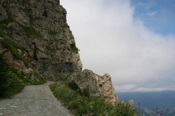 Foto - Dünyanın en tehlikeli yolları! Birçok kişinin ölümüne sebep oldular! 