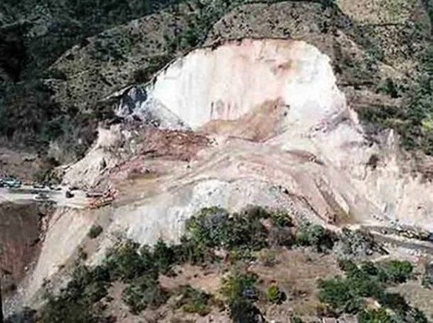 Foto - Dünyanın en tehlikeli yolları! Birçok kişinin ölümüne sebep oldular! 