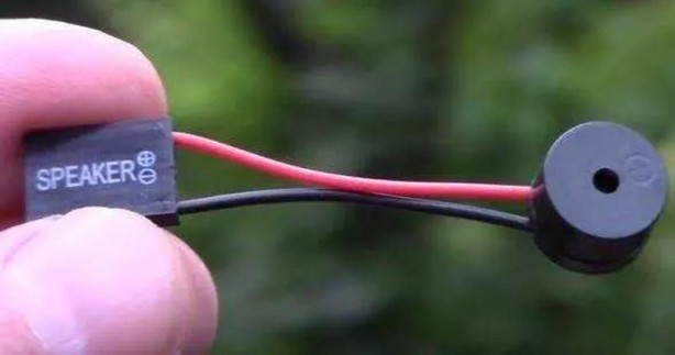 Foto - Dünyanın en 'tuhaf' güvenlik sistemi! Mandal ve pil yardımıyla bakın neler yaptı