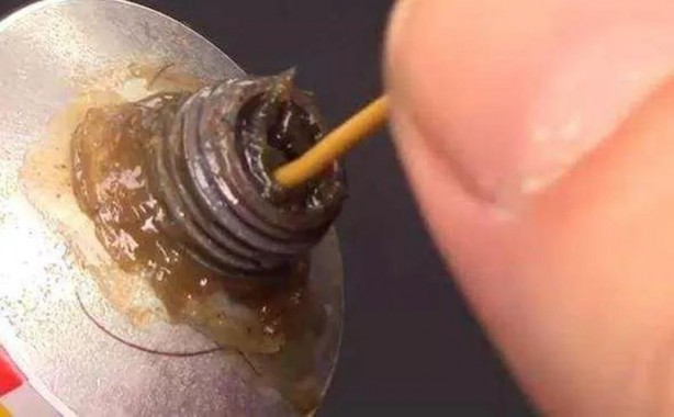 Foto - Dünyanın en 'tuhaf' güvenlik sistemi! Mandal ve pil yardımıyla bakın neler yaptı