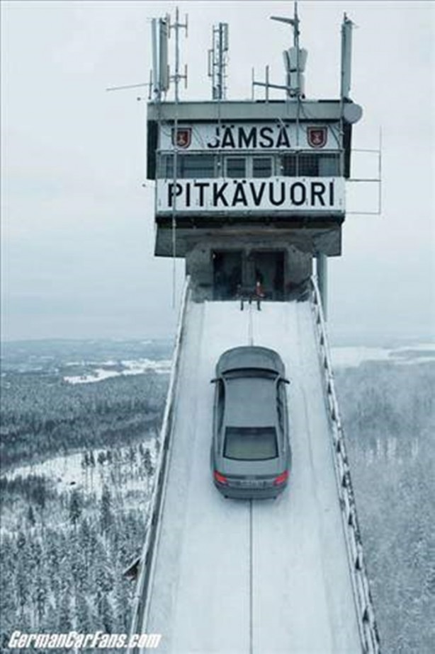 Foto - Dünyanın en tuhaf trafik kazaları