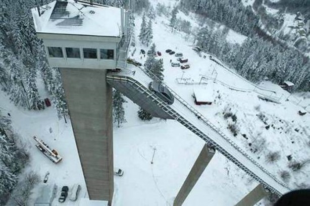Foto - Dünyanın en tuhaf trafik kazaları