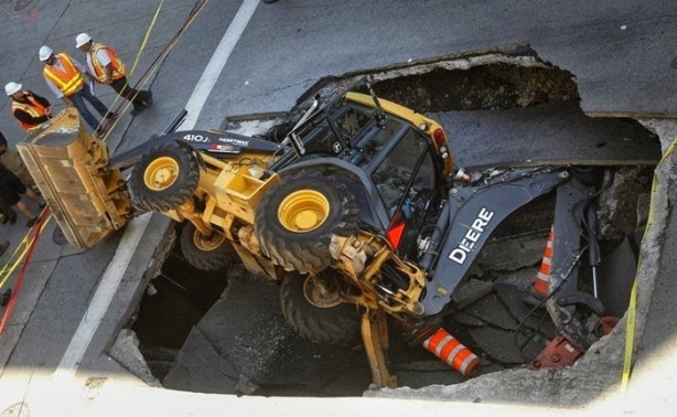 Foto - Dünyanın en tuhaf trafik kazaları