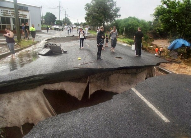 Foto - Dünyanın en tuhaf trafik kazaları