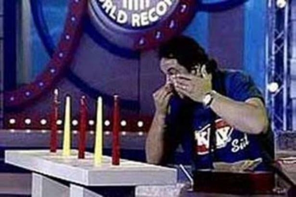 Foto - Dünyanın en uçuk rekorları