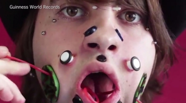 Foto - Dünyanın en uçuk rekorları