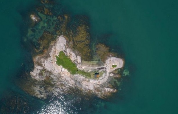 Dünyanın 'en yalnız' evi dudak uçuklatan fiyatla satışa çıktı