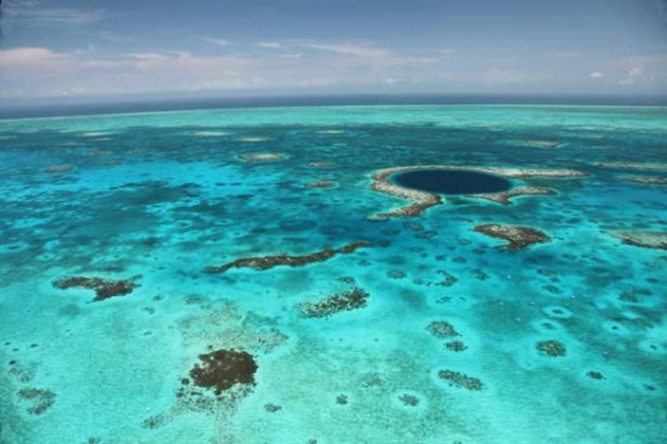 Foto - Dünyanın gizemli delikleri! İçiniz ürperecek!