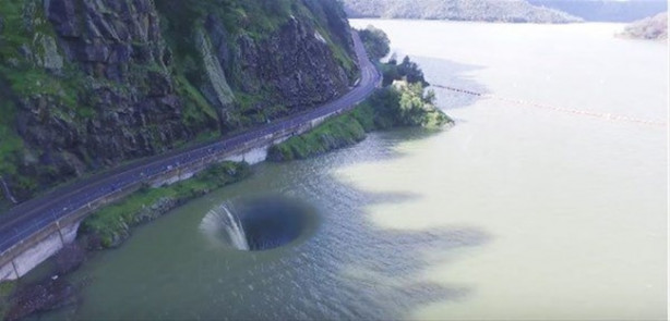 Foto - Dünyanın gizemli delikleri! İçiniz ürperecek!